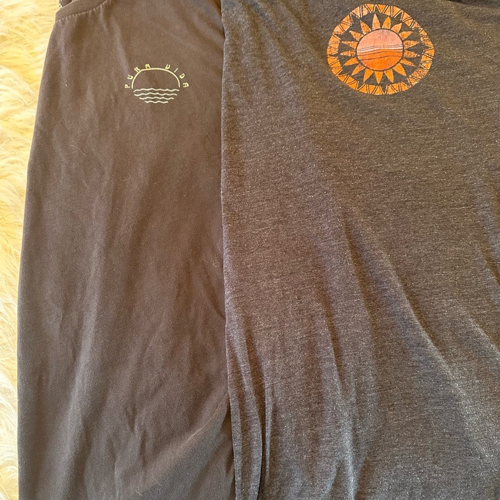 Gray Graphic T-Shirts with Sun Design